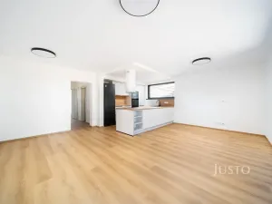 Pronájem rodinného domu, Boršov nad Vltavou, Severní, 121 m2