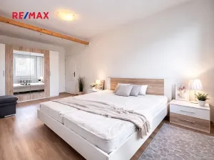 Pronájem bytu 4+kk, Praha - Vršovice, Kazašská, 107 m2