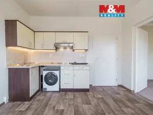 Pronájem bytu 2+kk, Karlovy Vary - Rybáře, Sibiřská, 37 m2