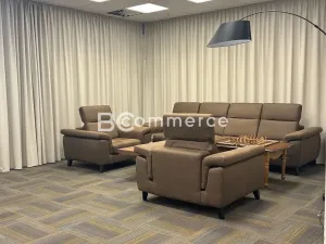 Pronájem kanceláře, Brno, Holandská, 240 m2