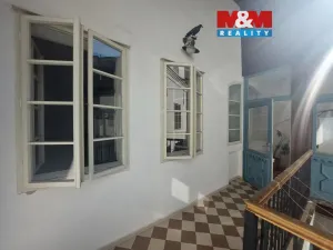 Pronájem bytu 2+kk, Kolín - Kolín I, Husova, 35 m2