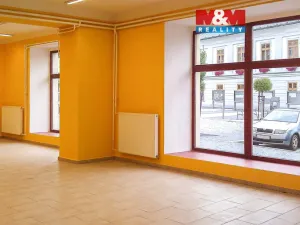 Pronájem obchodního prostoru, Jeseník, Masarykovo nám., 335 m2