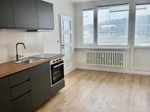 Pronájem bytu 2+kk, Praha - Vršovice, Baškirská, 34 m2