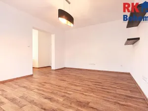 Pronájem bytu 4+kk, Praha - Žižkov, Na Jarově, 122 m2
