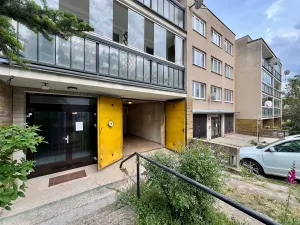 Pronájem garáže, Praha, Od Vysoké, 15 m2
