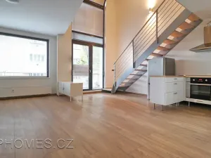 Pronájem bytu 2+kk, Praha - Libeň, U libeňského pivovaru, 57 m2