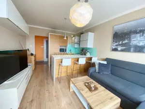 Pronájem bytu 2+kk, Praha - Troja, Krynická, 46 m2