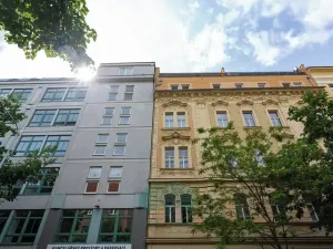 Prodej bytu 1+1, Praha - Holešovice, Na Maninách, 33 m2