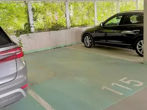 Prodej garážového stání, Praha - Střížkov, Zakšínská, 18 m2