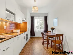 Prodej bytu 2+1, Praha - Vršovice, Lvovská, 72 m2