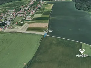 Prodej pole, Zlín, 679 m2
