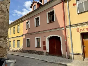 Prodej rodinného domu, Načeradec, Zámecké náměstí, 170 m2