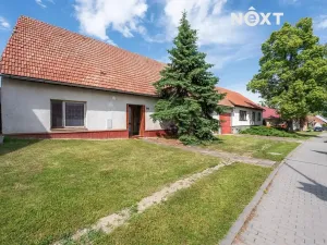 Prodej rodinného domu, Drnholec, nám. Svobody, 210 m2