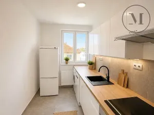 Pronájem bytu 3+1, České Budějovice, Nerudova, 74 m2