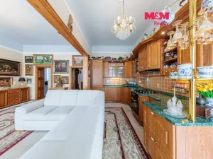 Prodej bytu 3+1, Karlovy Vary, Moskevská, 72 m2