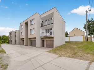 Prodej bytu 3+1, Černuc, 79 m2