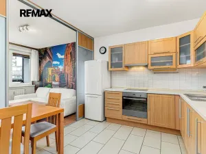 Pronájem bytu 2+kk, Praha - Vysočany, Podkovářská, 54 m2