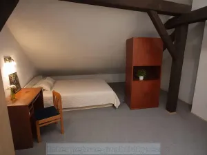 Pronájem pokoje, Praha - Holyně, 18 m2