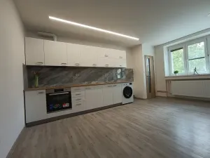 Pronájem bytu 2+kk, Brno, Vzhledná, 41 m2
