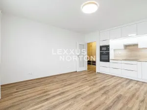 Pronájem bytu 2+kk, Praha - Kbely, Sedlářova, 52 m2