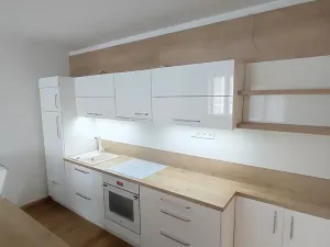 Pronájem bytu 3+kk, Hradec Králové, Bozděchova, 63 m2