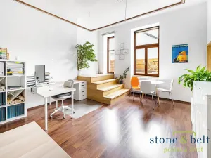 Prodej bytu 2+kk, České Budějovice, Karla IV., 51 m2