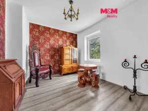 Prodej bytu 3+kk, Úpice, Svornosti, 170 m2
