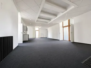 Pronájem kanceláře, Brno, Šujanovo náměstí, 95 m2