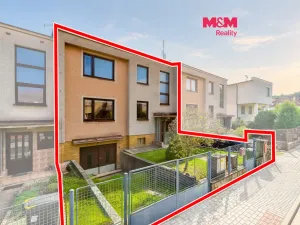 Prodej rodinného domu, Chvaletice, Budovatelů, 150 m2