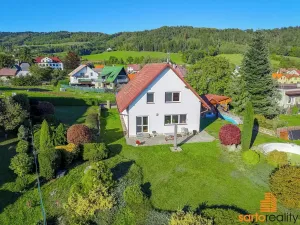 Prodej rodinného domu, Tatobity, 180 m2