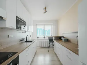 Prodej bytu 3+1, Ostrava, Srbská, 76 m2