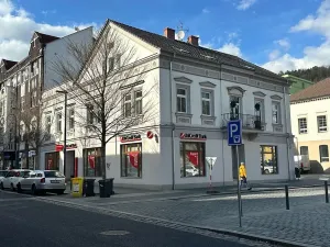 Pronájem bytu 4+1, Děčín, Husovo nám., 156 m2