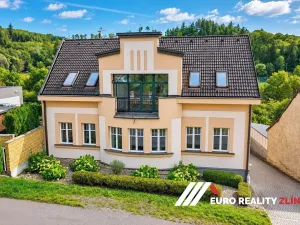Pronájem kanceláře, Zlín, Vršava I, 477 m2