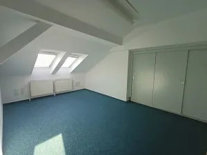 Pronájem kanceláře, Praha - Nové Město, náměstí I. P. Pavlova, 87 m2