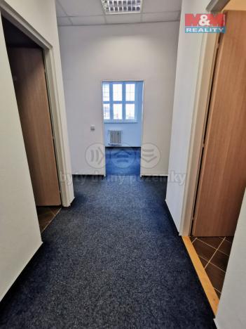 Pronájem kanceláře, Třinec - Staré Město, 1. máje, 62 m2