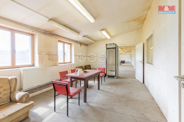 Prodej výrobních prostor, Strašín, 767 m2