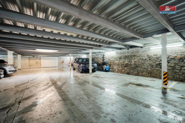 Prodej garážového stání, Praha, 19 m2
