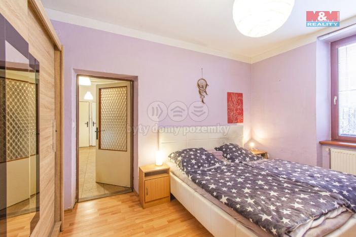 Prodej rodinného domu, Krnov - Pod Bezručovým vrchem, Bezručova, 220 m2