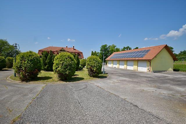 Prodej vily, Fonyód, Maďarsko, 490 m2