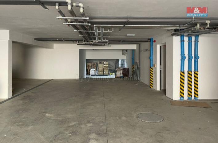 Pronájem garážového stání, Plzeň, Na Jíkalce, 15 m2