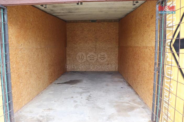 Prodej garáže, Praha, Novobohdalecká, 18 m2