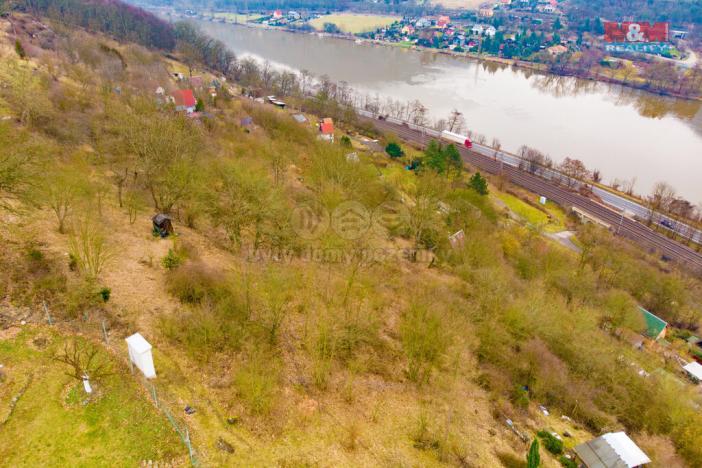 Prodej zahrady, Dolní Zálezly, 758 m2