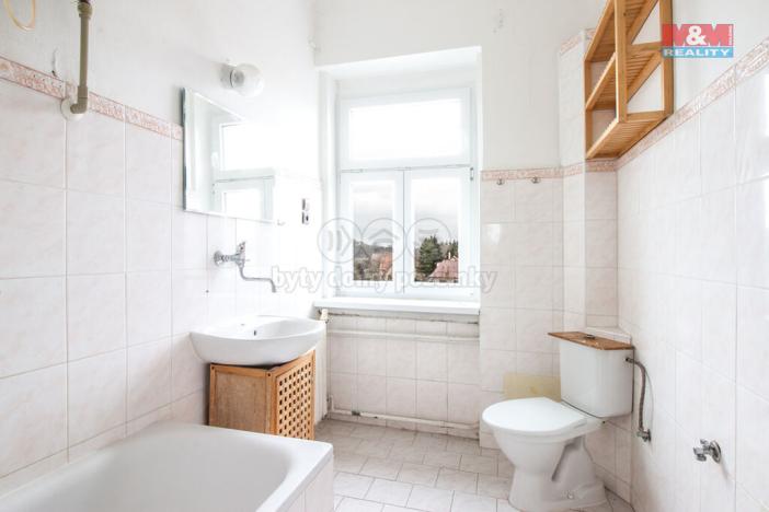 Prodej bytu 3+1, Lázně Toušeň, Hlavní, 69 m2