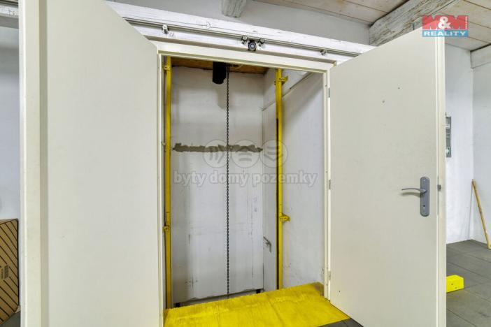Prodej výrobních prostor, Stráž - Bernartice, 745 m2