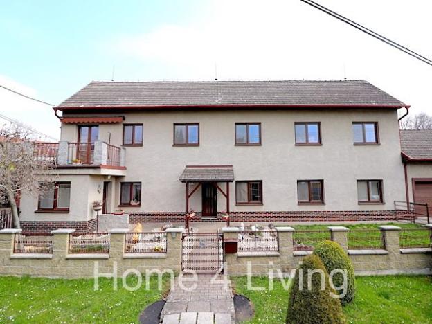 Prodej rodinného domu, Hoštice, 260 m2