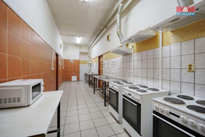 Prodej ubytování, Rokycany - Nové Město, Armádní, 3589 m2