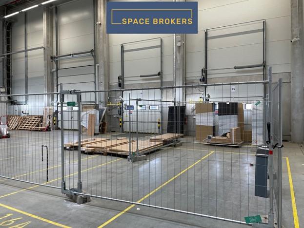 Pronájem skladu, Brno, 8721 m2