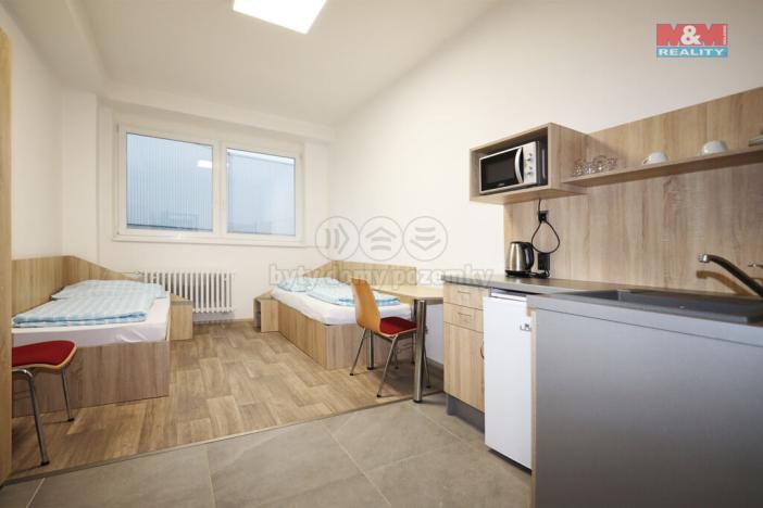 Pronájem komerční nemovitosti, Dalovice, Botanická, 300 m2