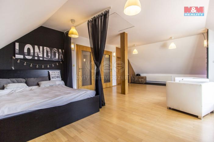 Prodej rodinného domu, Třebestovice, V zákruží, 280 m2