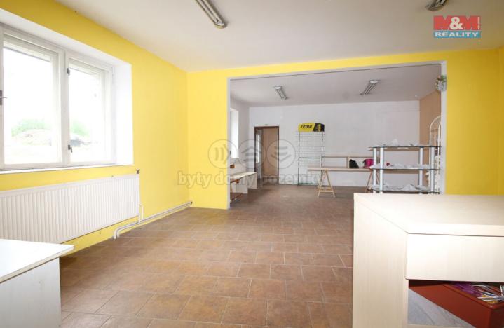 Prodej obchodního prostoru, Sezemice, Masarykova, 85 m2